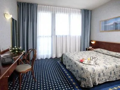 Hotel Bologna Castel Maggiore