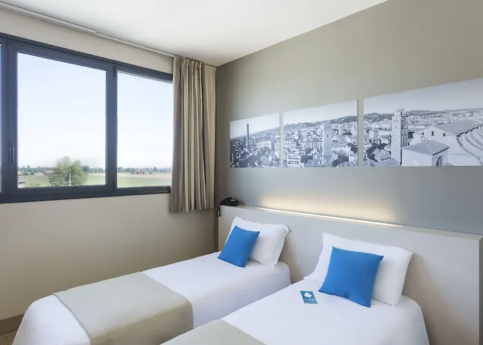 Hotell Bologna 3*